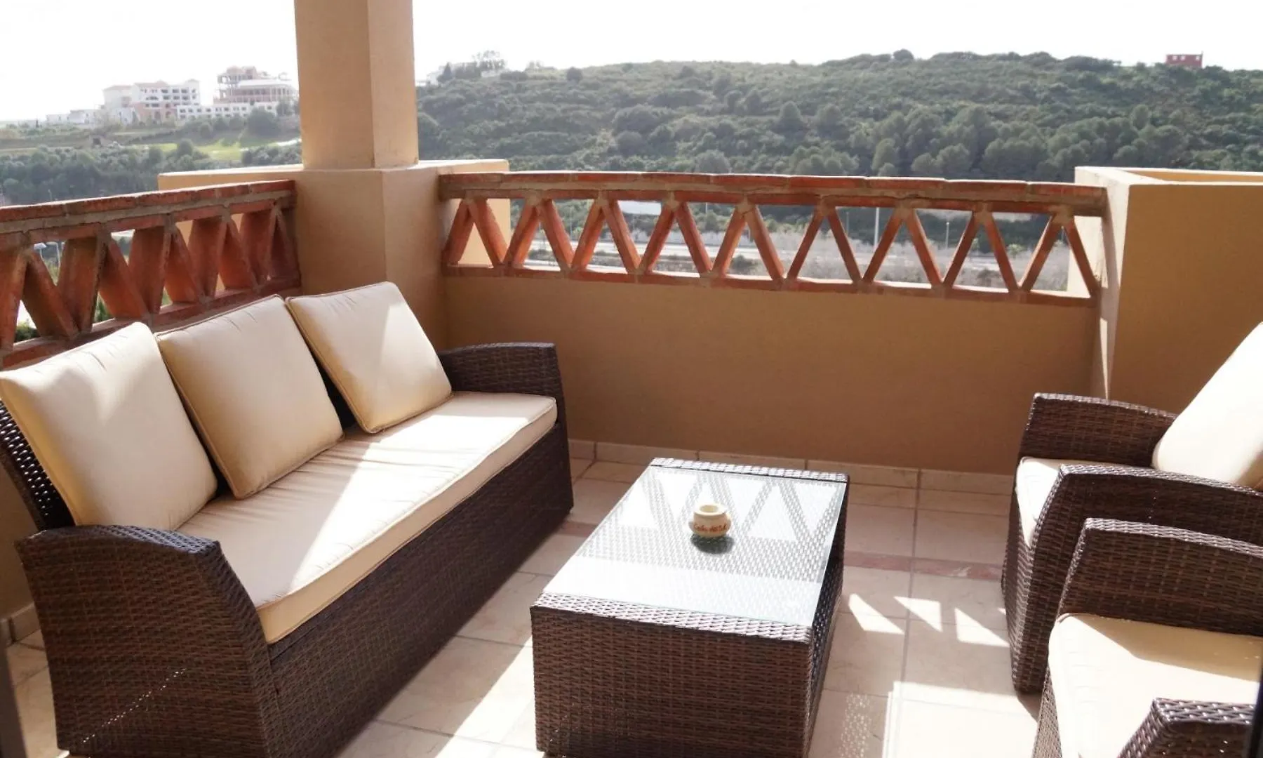 2143-Lovely 2 Bedrooms Newly Furnished Bahia de Casares